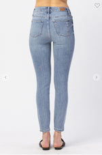 Judy Blue High Waisted Destroyed Skinny Jeans